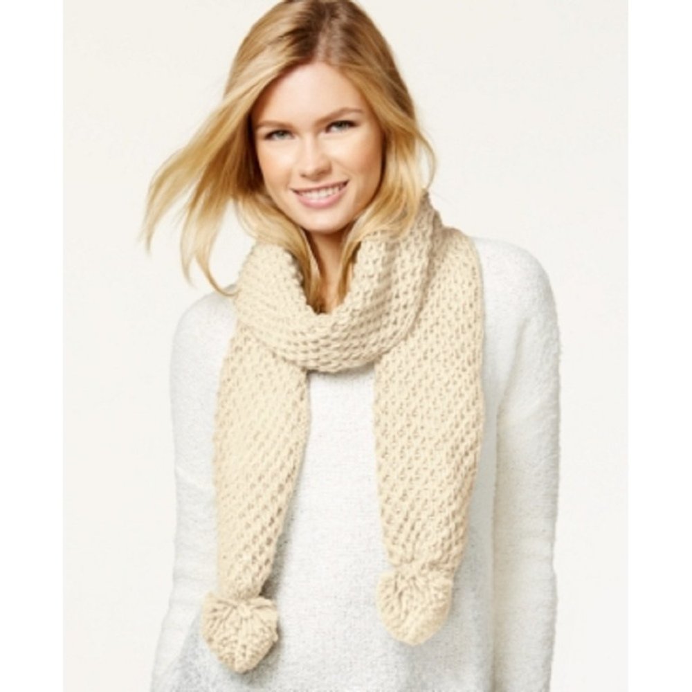 Rampage Women's Knit Scarf in Ivory with Metallic Threading, Retail $36.00